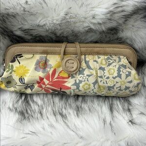 Fossil Elegant large Floral Patchwork Clutch/Wristlet in Tan and Multicolor